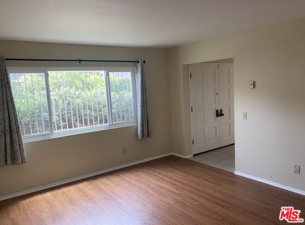 3845 Westwood Blvd Unit: 1