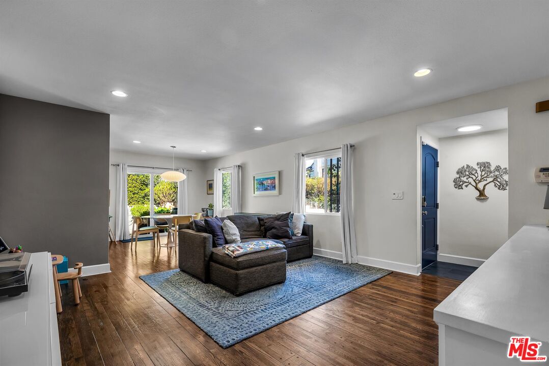 4218 Don Arellanes Dr