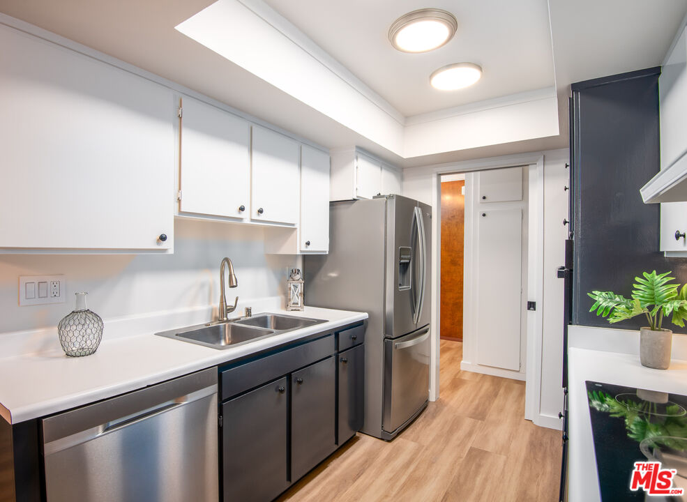 5870 Green Valley Cir Unit: 130