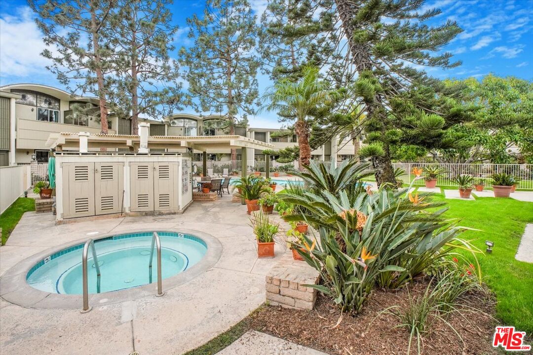 4801 La Villa Marina Unit: D