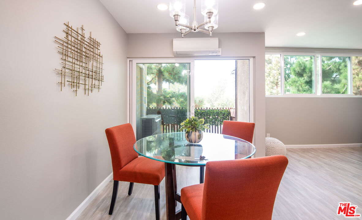 5950 Canterbury Dr Unit: C305