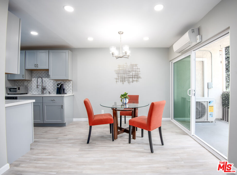 5950 Canterbury Dr Unit: C305