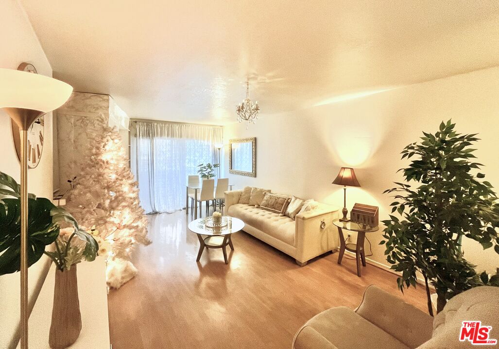 5950 Canterbury DR Unit: C211
