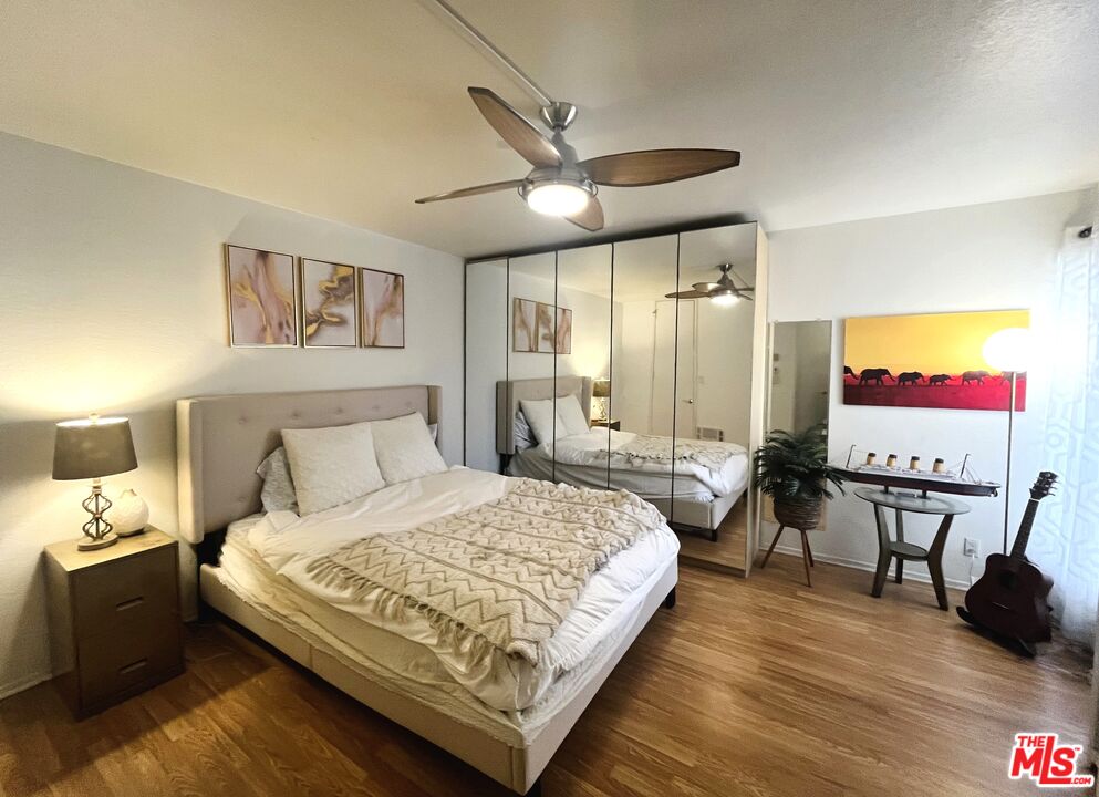 5950 Canterbury DR Unit: C211