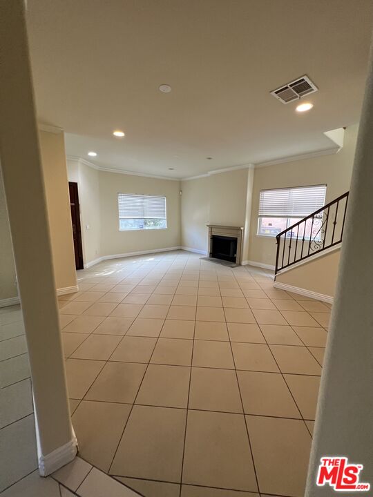 3683 S La Cienega Blvd Unit: F