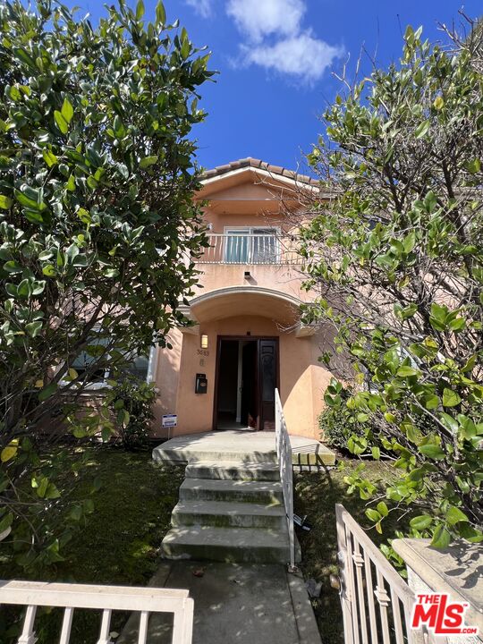 3683 S La Cienega Blvd Unit: F