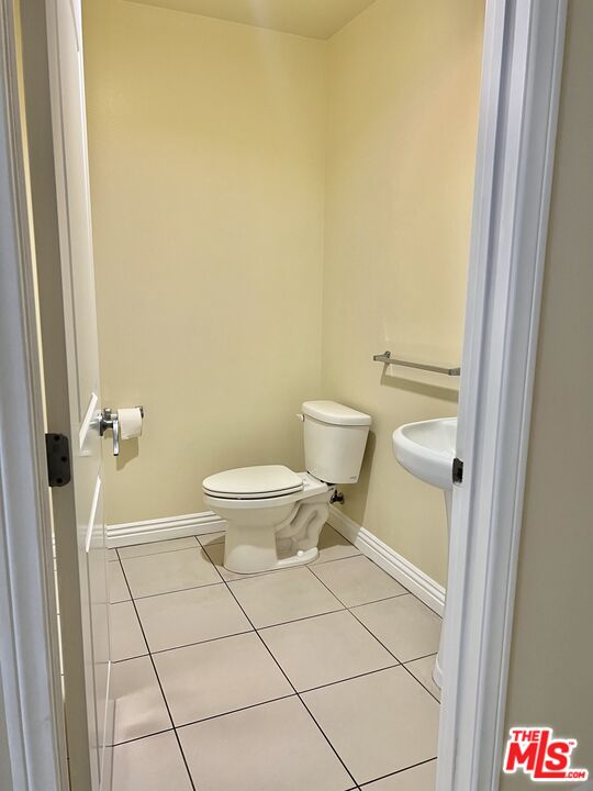 3683 S La Cienega Blvd Unit: F