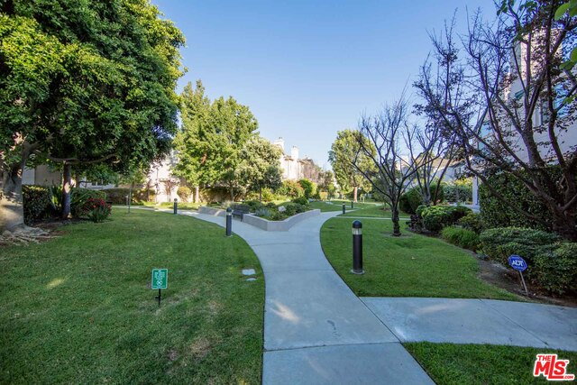 7607 HANNUM AVE
