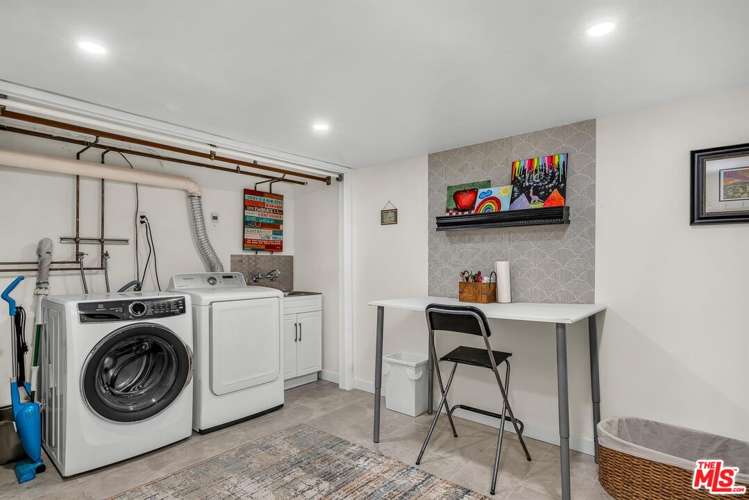 5215 S SEPULVEDA BLVD Unit: 23D
