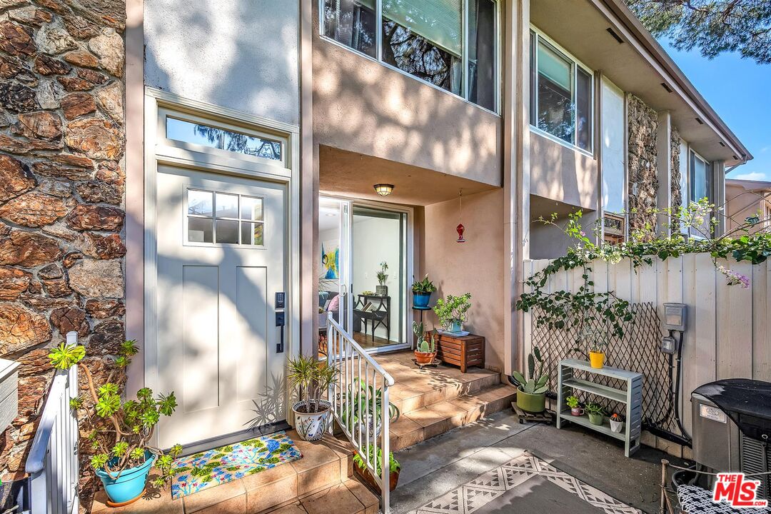 5215 S SEPULVEDA BLVD Unit: 23D