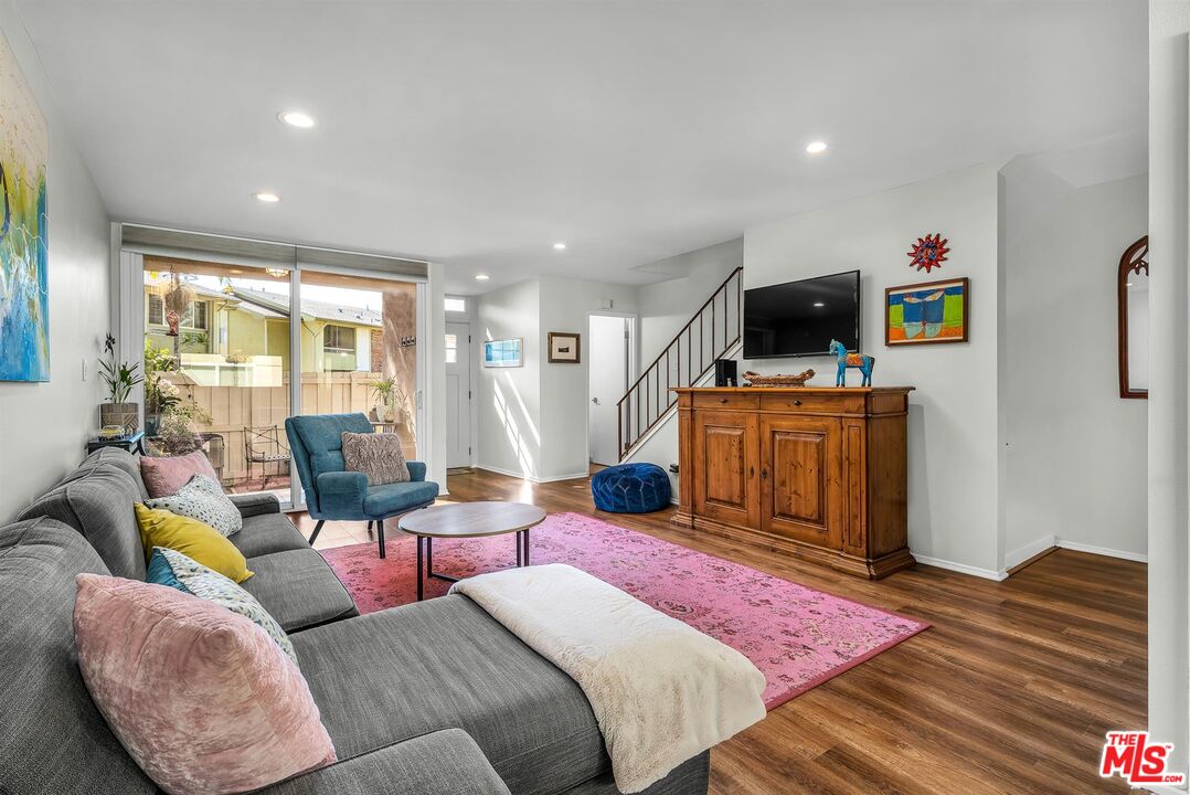 5215 S SEPULVEDA BLVD Unit: 23D
