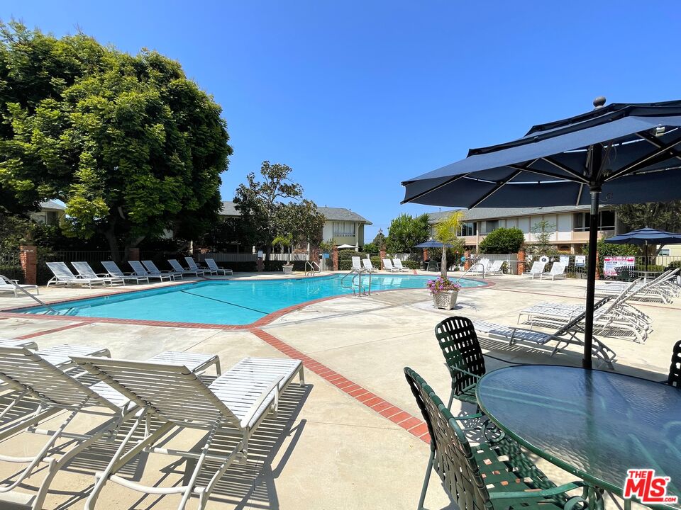 5215 S SEPULVEDA BLVD Unit: 23D