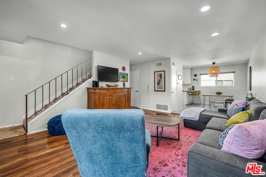 5215 S SEPULVEDA BLVD Unit: 23D