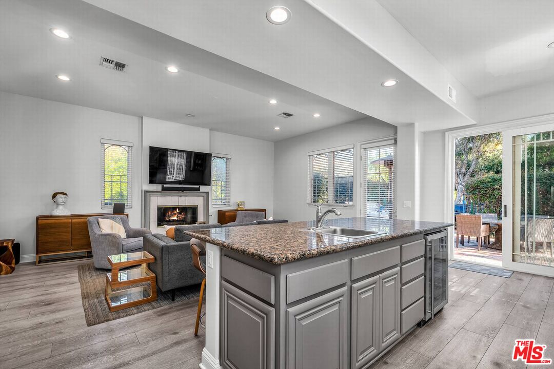 928 Harbor Crossing Ln