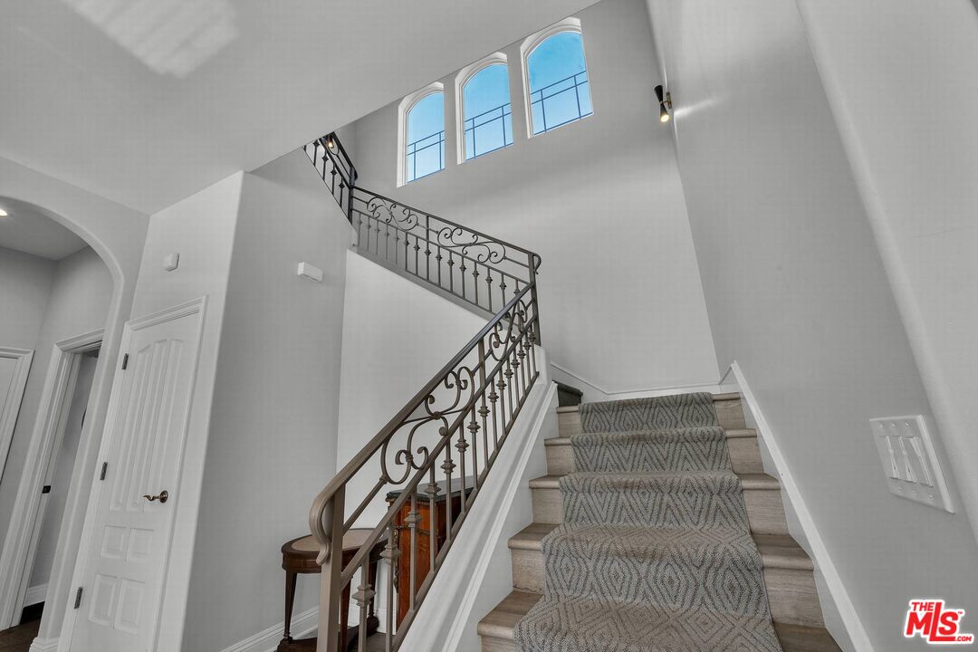 928 Harbor Crossing Ln