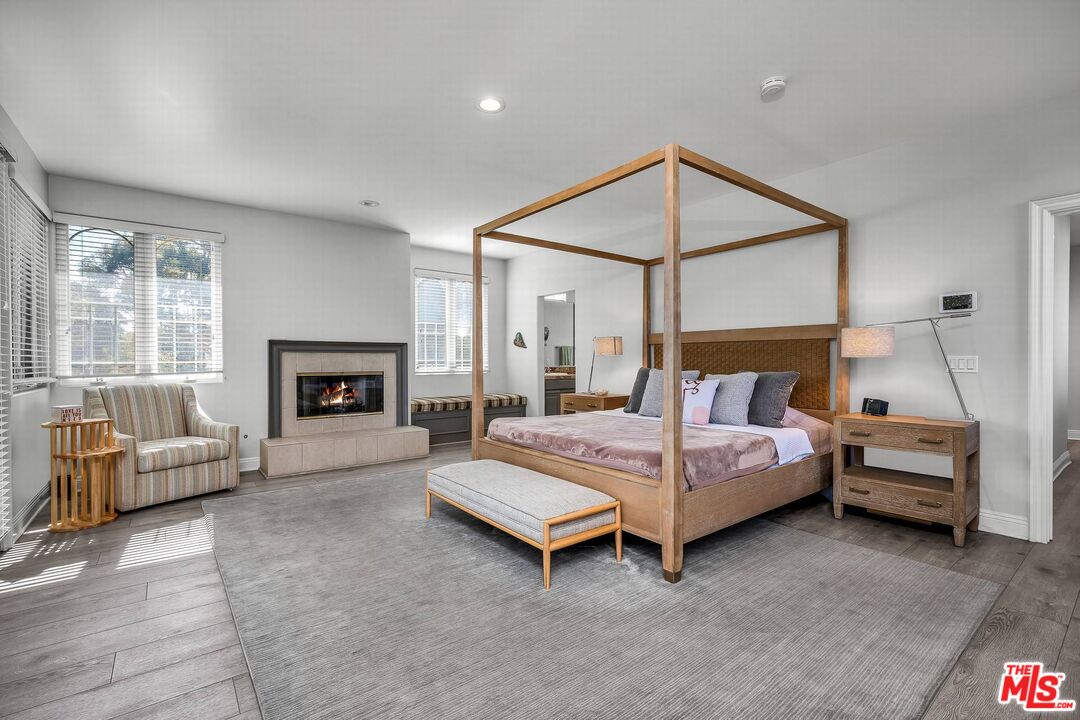 928 Harbor Crossing Ln