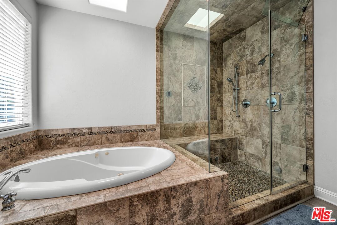 928 Harbor Crossing Ln