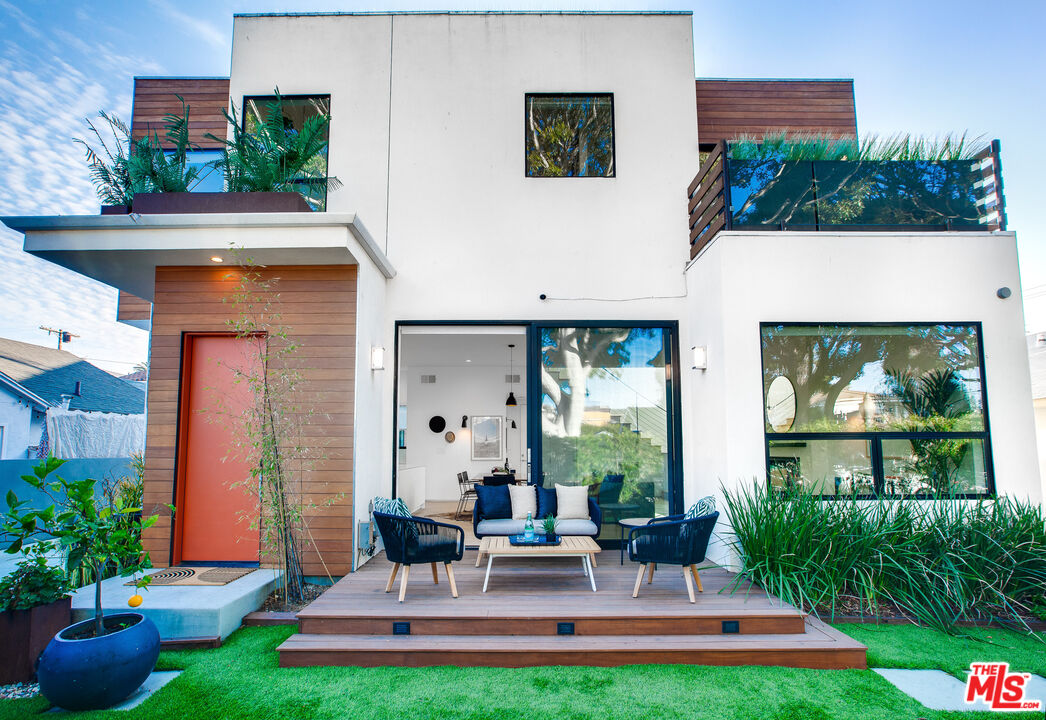 4115 Lincoln Ave