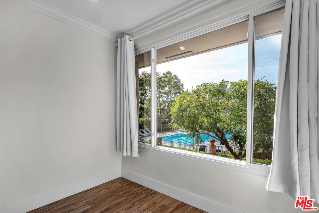 5215 S Sepulveda Blvd Unit: 18B