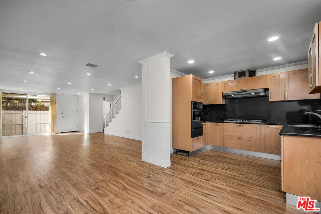 5215 S Sepulveda Blvd Unit: 18B