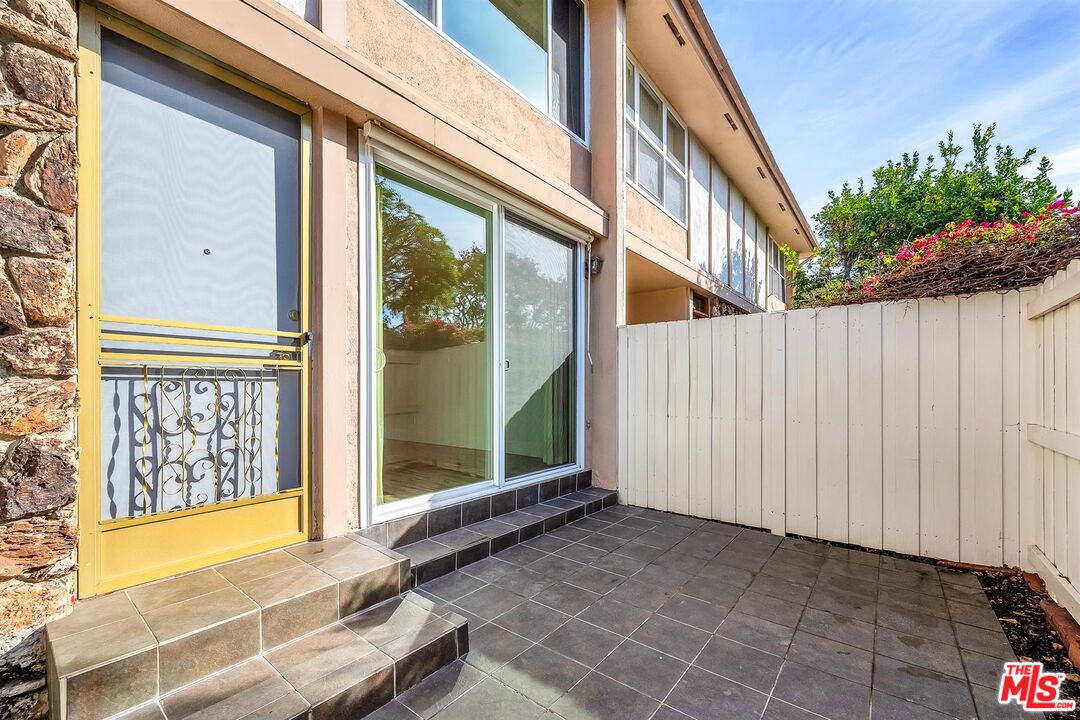 5215 S Sepulveda Blvd Unit: 18B