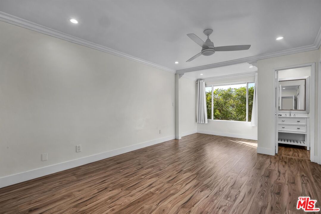 5215 S Sepulveda Blvd Unit: 18B