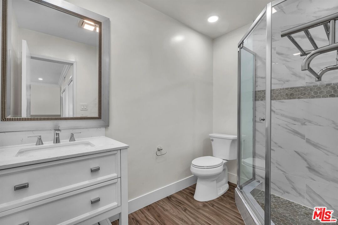 5215 S Sepulveda Blvd Unit: 18B