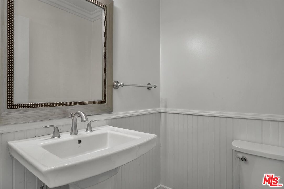 5215 S Sepulveda Blvd Unit: 18B