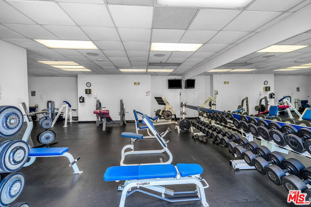 4316 Marina City Dr Unit: 125