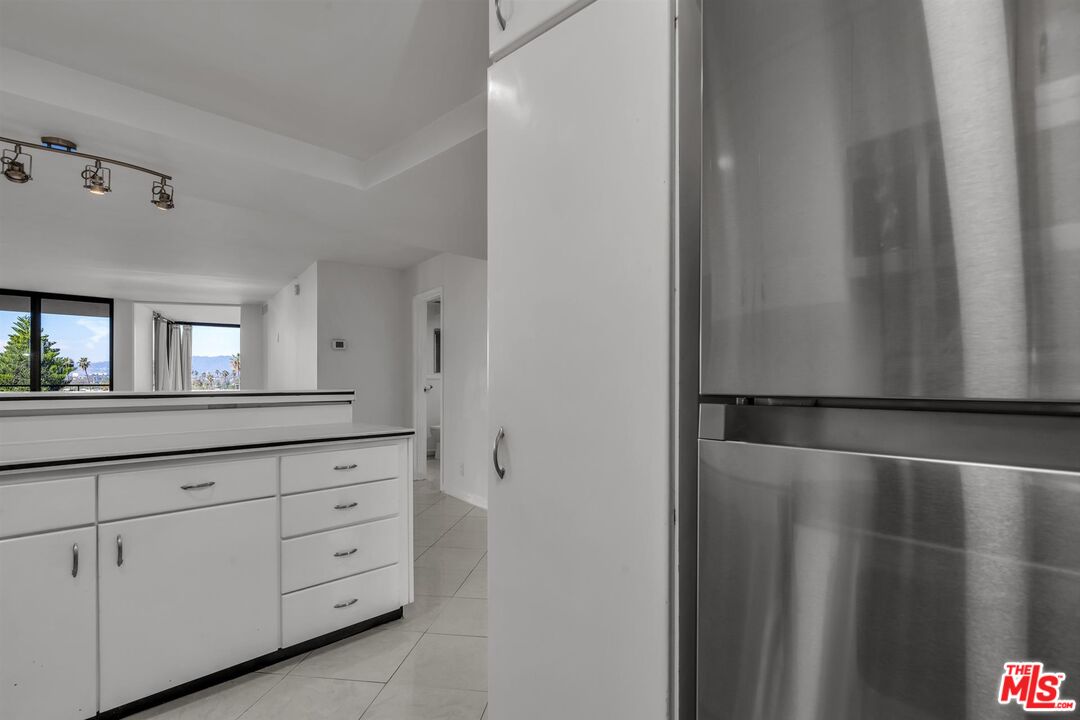 4316 Marina City Dr Unit: 125