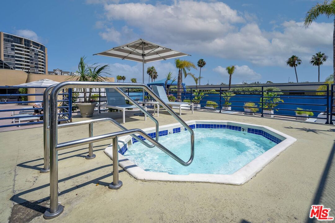 4316 Marina City Dr Unit: 125