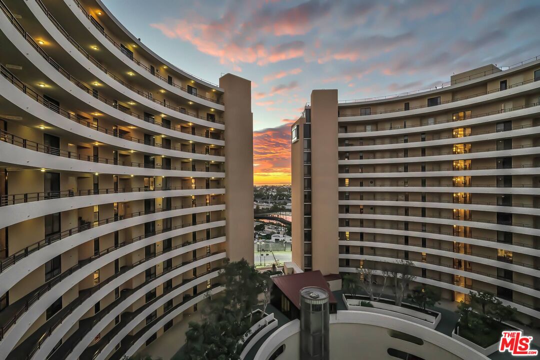 4316 Marina City Dr Unit: 125