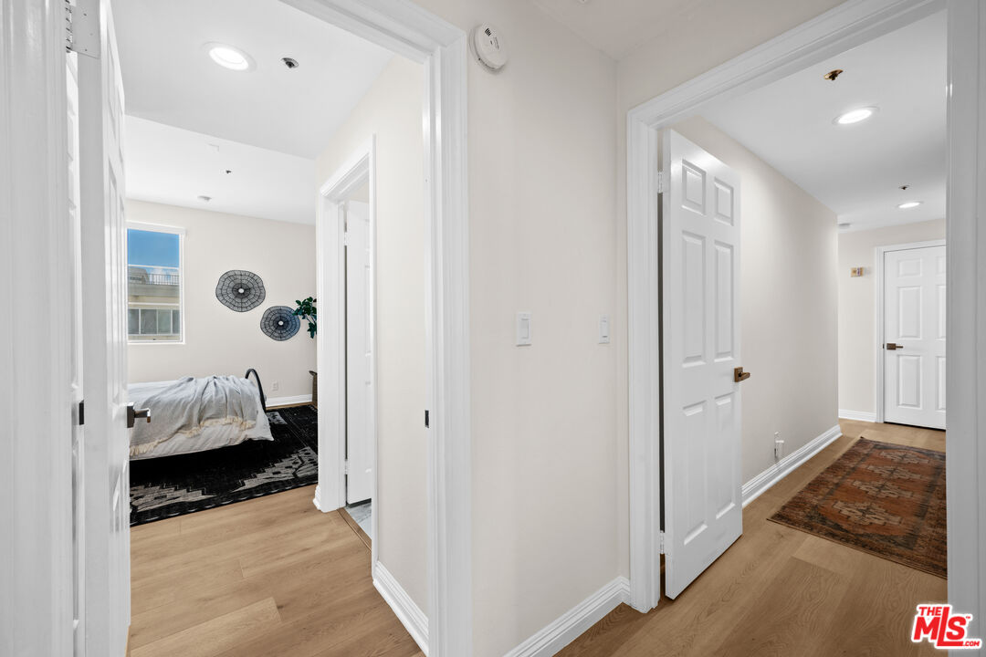 11920 Goshen Ave Unit: 402