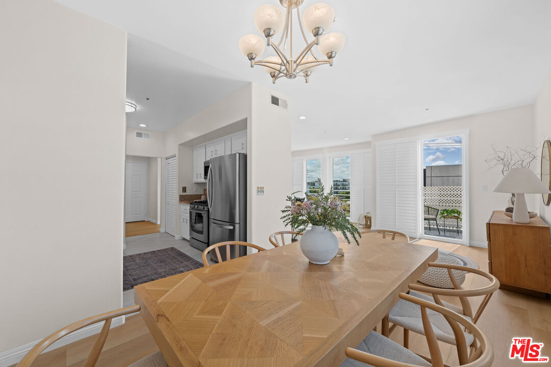 11920 Goshen Ave Unit: 402