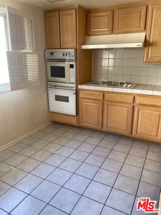 4800 La Villa Marina Unit: C