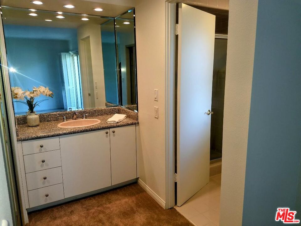 4735 La Villa Marina Unit: H