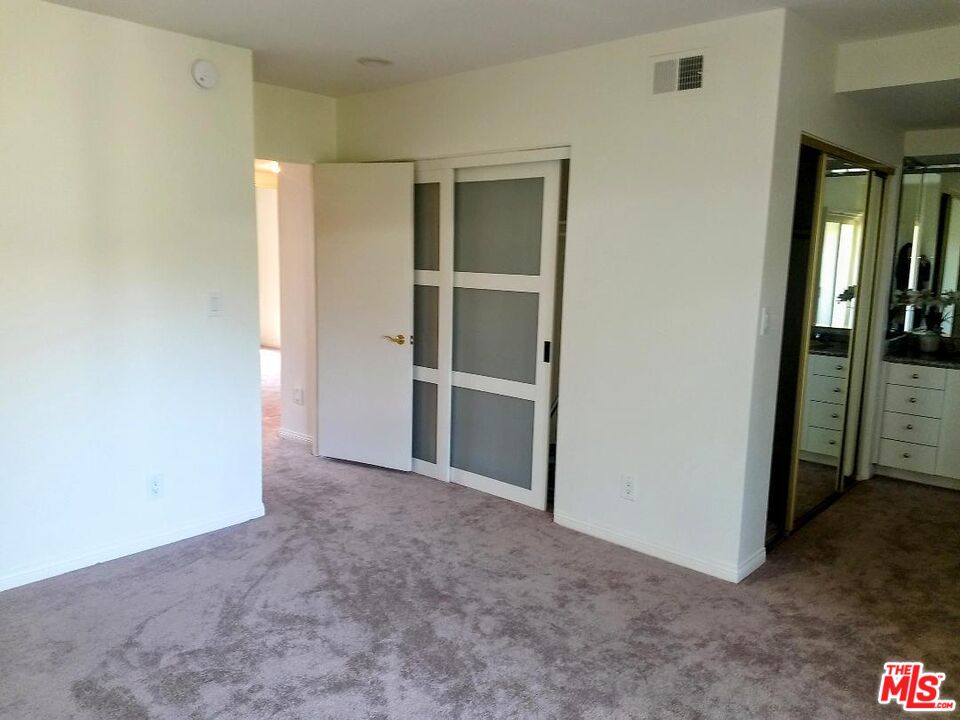 4735 La Villa Marina Unit: H