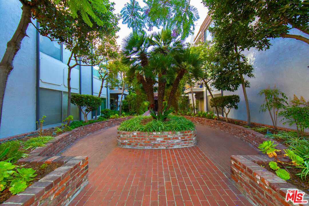 5870 Green Valley Cir Unit: 302