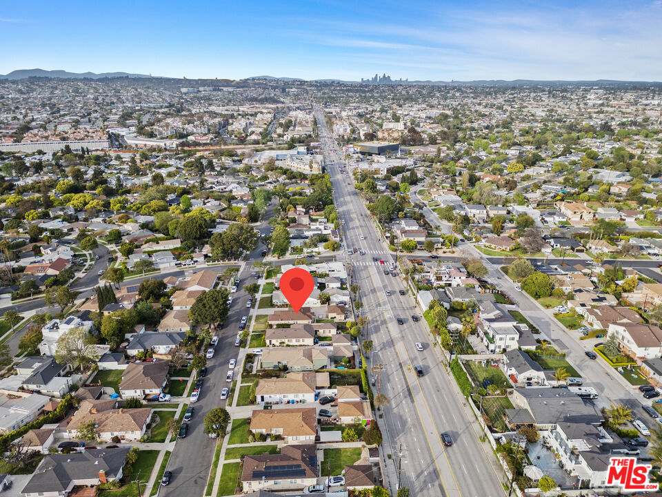 7810 Flight Ave