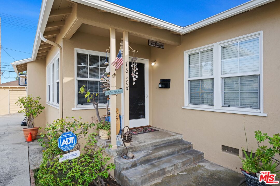 7810 Flight Ave