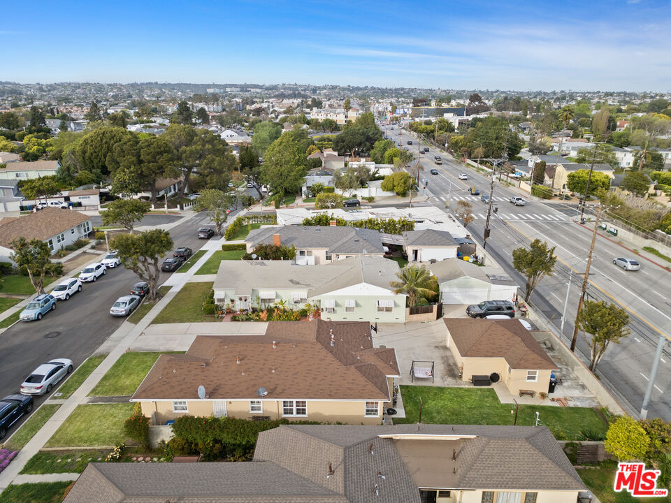 7810 Flight Ave