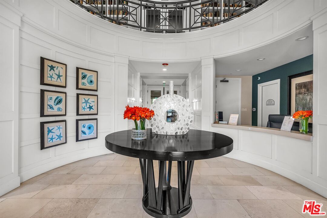 6241 Crescent Park Unit: 407