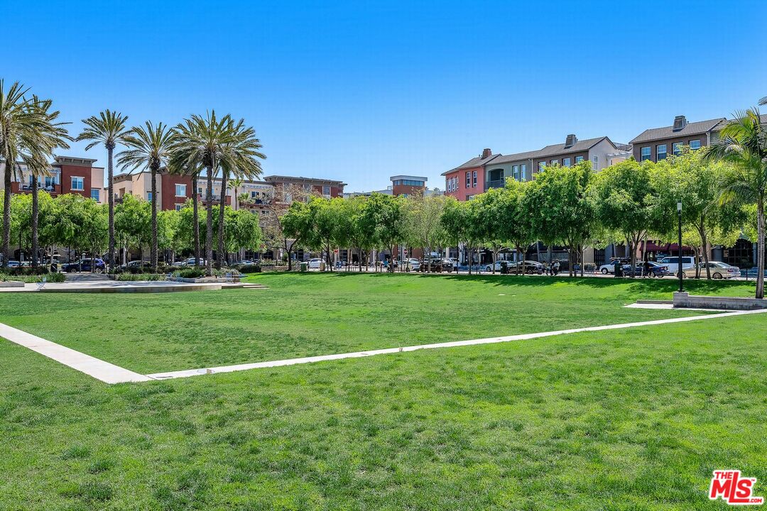 6241 Crescent Park Unit: 407