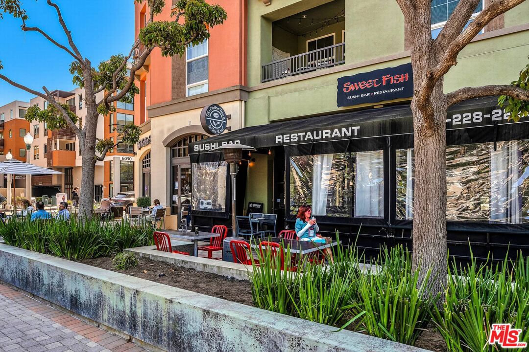 6241 Crescent Park Unit: 407