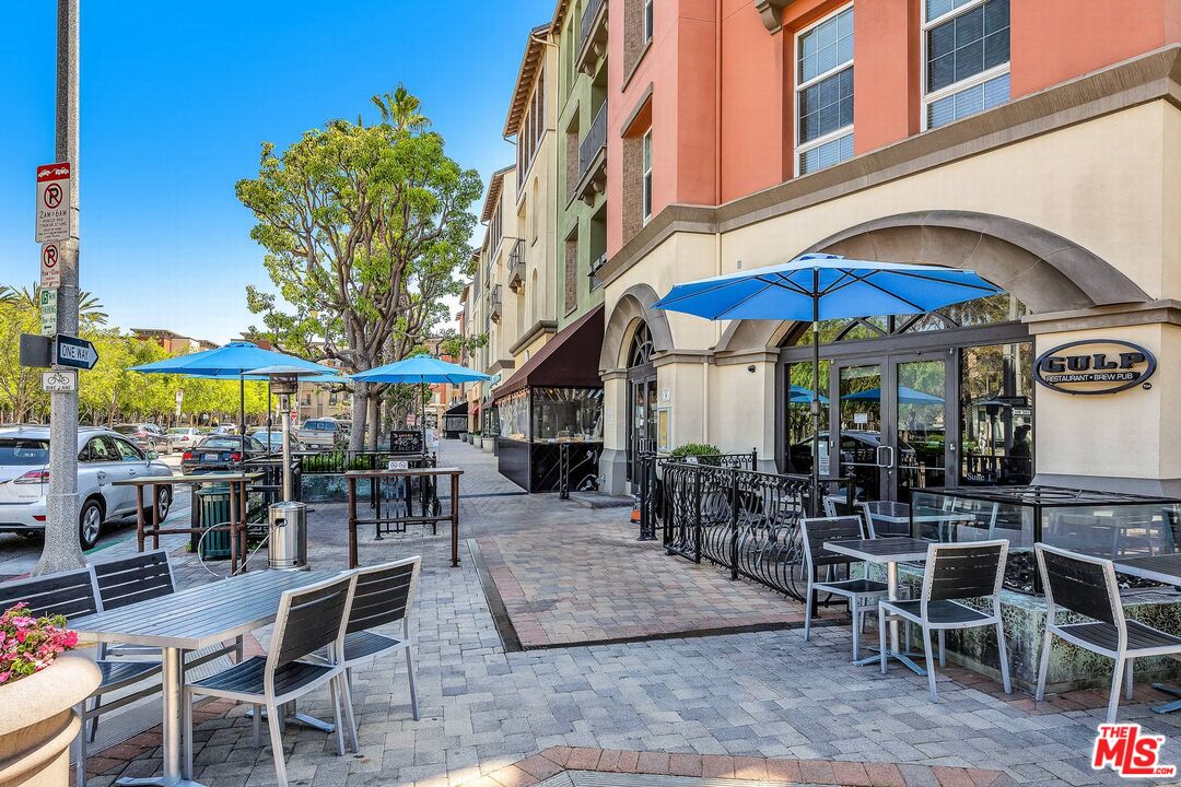 6241 Crescent Park Unit: 407