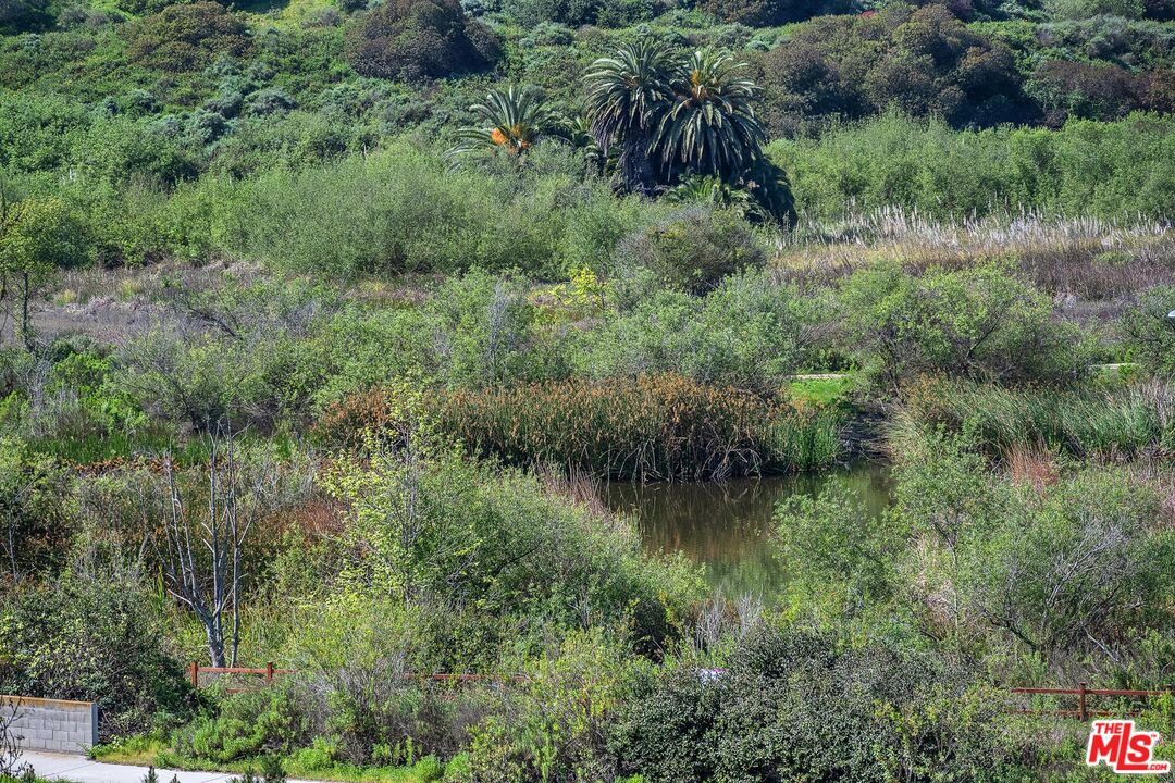 6241 Crescent Park Unit: 407