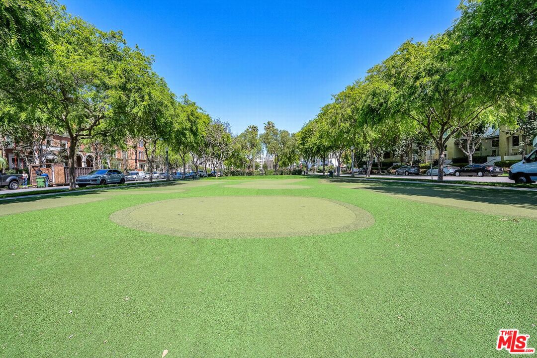 6241 Crescent Park Unit: 407