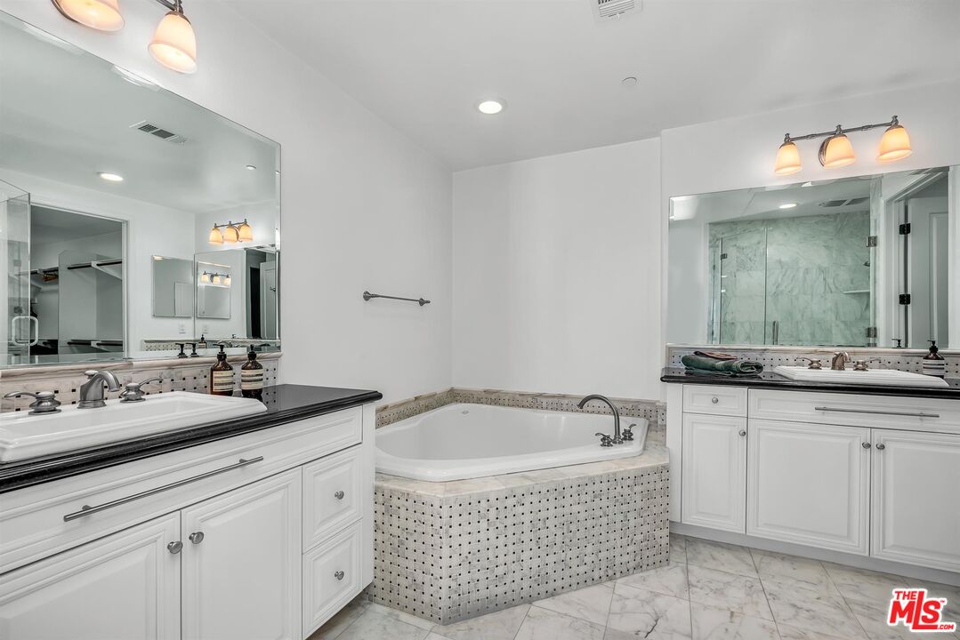 6241 Crescent Park Unit: 407