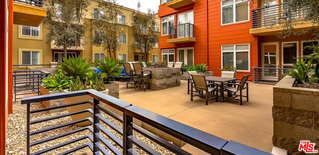 4050 Glencoe AVE Unit: 215