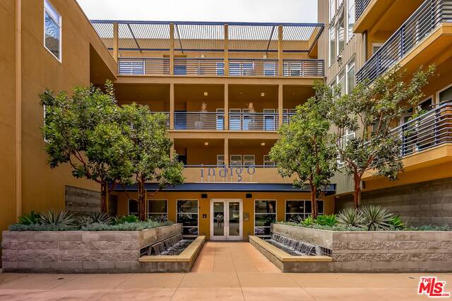 4050 Glencoe AVE Unit: 215